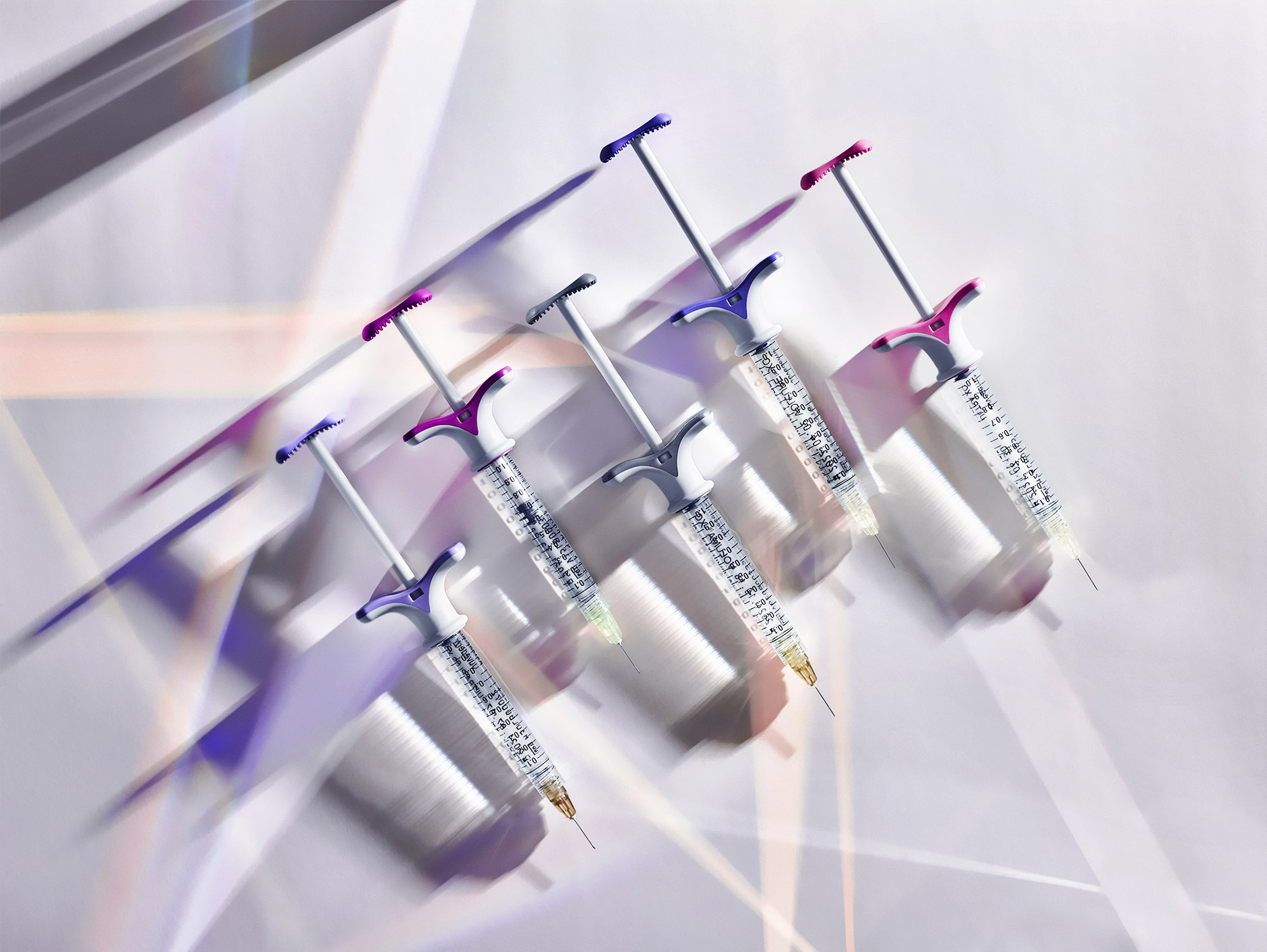 Juvederm_Syringes_with_light_V1_BMS_R1_1_Layered_Final